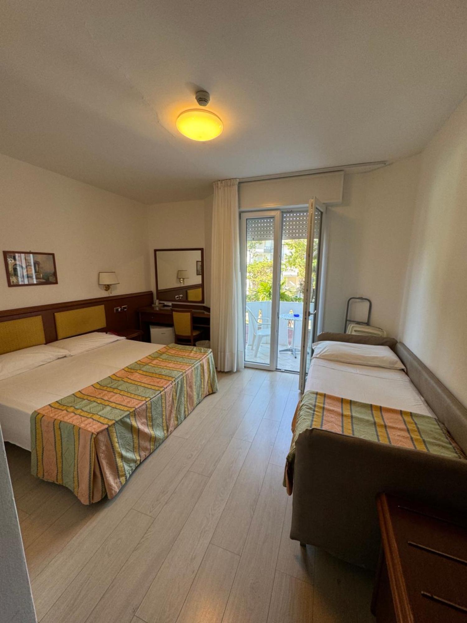 Hotel San Francisco Λινιάνο Σαμπιαντόρο Εξωτερικό φωτογραφία